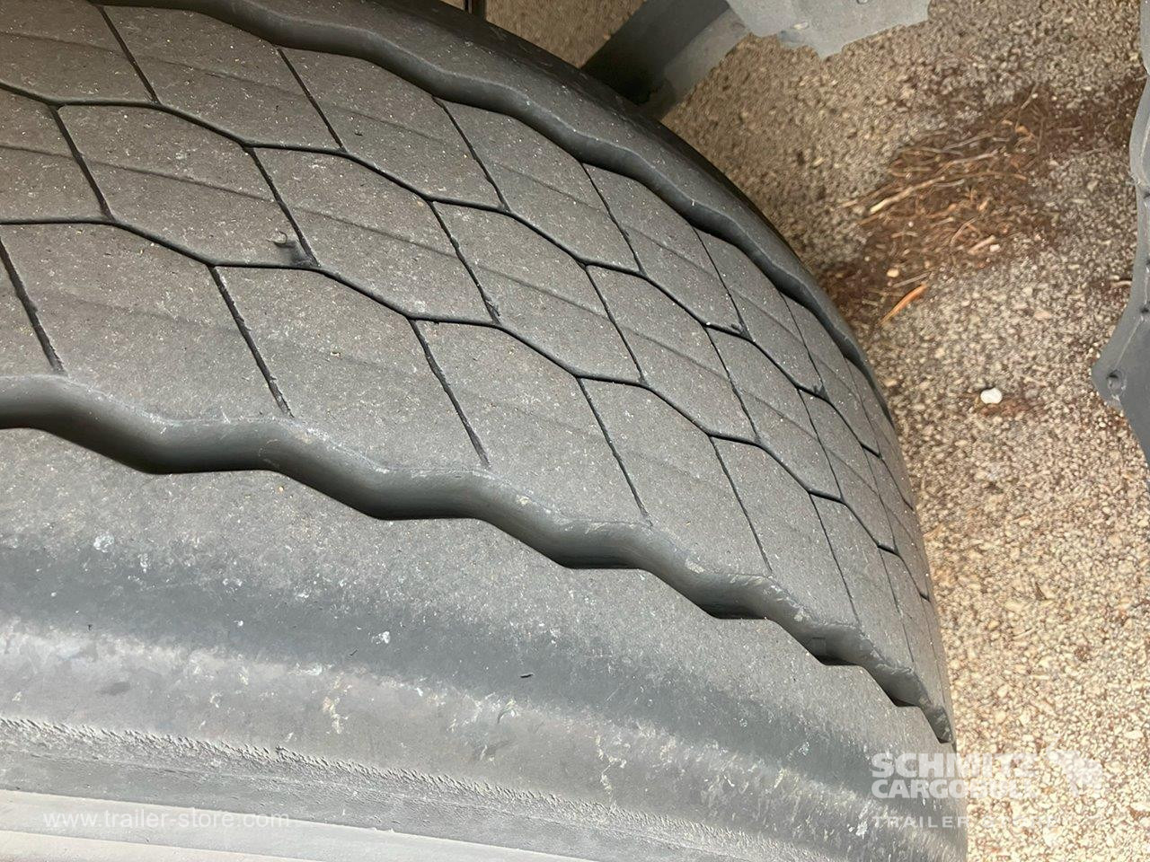 SCHMITZ Semiremolque Frigo Standard - Semi-remorque isothermique: photos 5 SCHMITZ Semiremolque Frigo Standard - Semi-remorque isothermique: photos 5