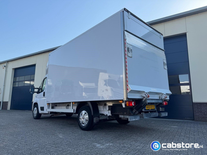 Fiat Ducato 2.3 Multijet 160 Pk Euro 6 - Bouwjaar 2021 - Handgeschakeld 6 speed - Airco - 3 zitplaatsen - Laadklep - Camion fourgon: photos 3 Fiat Ducato 2.3 Multijet 160 Pk Euro 6 - Bouwjaar 2021 - Handgeschakeld 6 speed - Airco - 3 zitplaatsen - Laadklep - Camion fourgon: photos 3