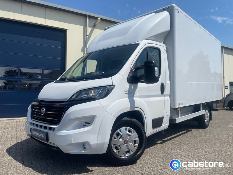 Fiat Ducato 2.3 Multijet 160 Pk Euro 6 - Bouwjaar 2021 - Handgeschakeld 6 speed - Airco - 3 zitplaatsen - Laadklep - Camion fourgon: photos 2 Fiat Ducato 2.3 Multijet 160 Pk Euro 6 - Bouwjaar 2021 - Handgeschakeld 6 speed - Airco - 3 zitplaatsen - Laadklep - Camion fourgon: photos 2