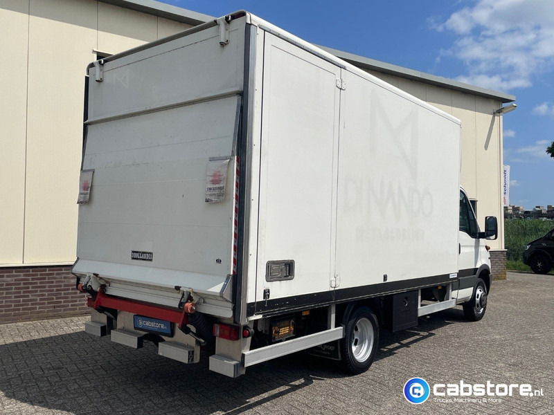 Iveco 40C12 Daily 4x2 Bakwagen Euro 3 - Bouwjaar 2003 - APK tot 10-05-2026 -Handgeschakelde versnellingsbak - Fourgon: photos 3 Iveco 40C12 Daily 4x2 Bakwagen Euro 3 - Bouwjaar 2003 - APK tot 10-05-2026 -Handgeschakelde versnellingsbak - Fourgon: photos 3
