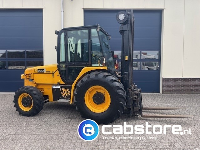 JCB 930 Off-Road forklift - Ruwterrein heftruck -Bouwjaar 2008 - 4x4 - Side shift - Vorkverstelling - 550 cm hefhoogte - Chariot tout terrain: photos 1 JCB 930 Off-Road forklift - Ruwterrein heftruck -Bouwjaar 2008 - 4x4 - Side shift - Vorkverstelling - 550 cm hefhoogte - Chariot tout terrain: photos 1