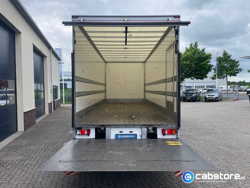 MAN TGL 12.180 4x2 Euro 6 Bakwagen MAN TGL 12.180 Bakwagen Euro 6 - Bouwjaar 2016 - Km 394.831 - Laadklep - Good condition - Camion fourgon: photos 5 MAN TGL 12.180 4x2 Euro 6 Bakwagen MAN TGL 12.180 Bakwagen Euro 6 - Bouwjaar 2016 - Km 394.831 - Laadklep - Good condition - Camion fourgon: photos 5