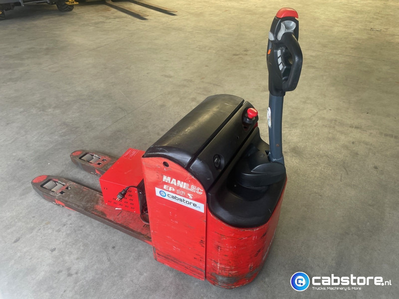 Manitou EP185 Electric Pallettruck Manitou EP185 Electrische palletwagen - Bouwjaar 2007 - Uren 1160 - Transpalette: photos 3 Manitou EP185 Electric Pallettruck Manitou EP185 Electrische palletwagen - Bouwjaar 2007 - Uren 1160 - Transpalette: photos 3