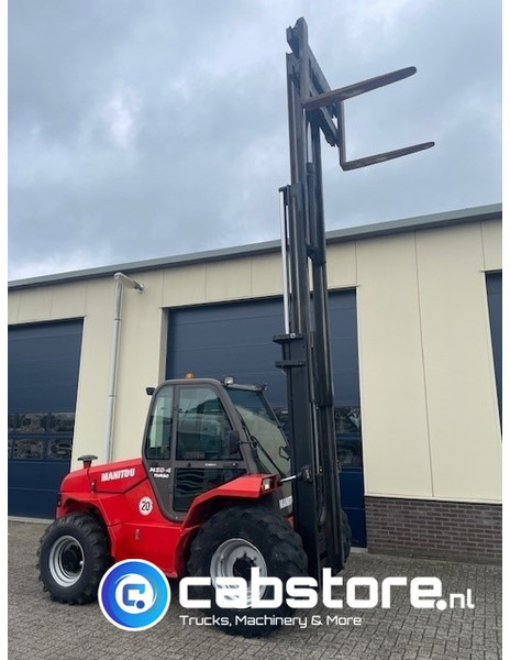 Manitou M 50-4 Turbo offroad forklift Manitou M 50-4 Turbo 4x4 Ruwterrein heftruck - Bouwjaar 2012 - Freelift - 5 Ton - Chariot tout terrain: photos 5 Manitou M 50-4 Turbo offroad forklift Manitou M 50-4 Turbo 4x4 Ruwterrein heftruck - Bouwjaar 2012 - Freelift - 5 Ton - Chariot tout terrain: photos 5