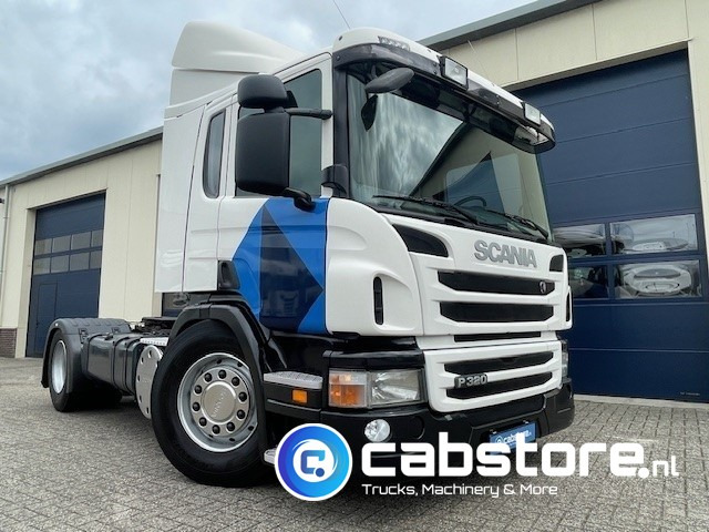 Scania P320 LA4X2 Euro 5 - Opticruise - CP16 cabine - Volledig luchtgeveerd - Km 595.151 !! - APK tot 07-2026 !! - Tracteur routier: photos 1 Scania P320 LA4X2 Euro 5 - Opticruise - CP16 cabine - Volledig luchtgeveerd - Km 595.151 !! - APK tot 07-2026 !! - Tracteur routier: photos 1
