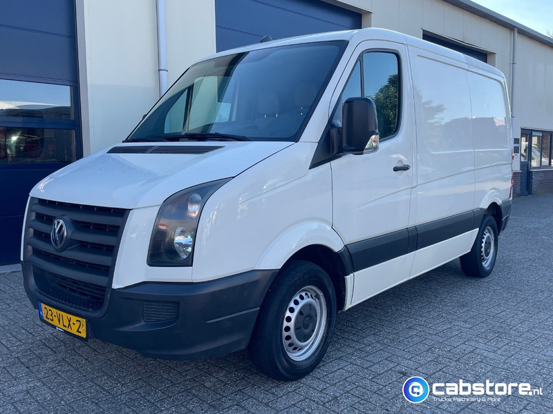 Volkswagen Crafter 2.5 TDI 90 Pk - Bouwjaar 2008 - Km 177.246 - Airco - Trekhaak - 6 Speed handgeschakeld - 2 zitplaatsen - Fourgonnette: photos 2 Volkswagen Crafter 2.5 TDI 90 Pk - Bouwjaar 2008 - Km 177.246 - Airco - Trekhaak - 6 Speed handgeschakeld - 2 zitplaatsen - Fourgonnette: photos 2