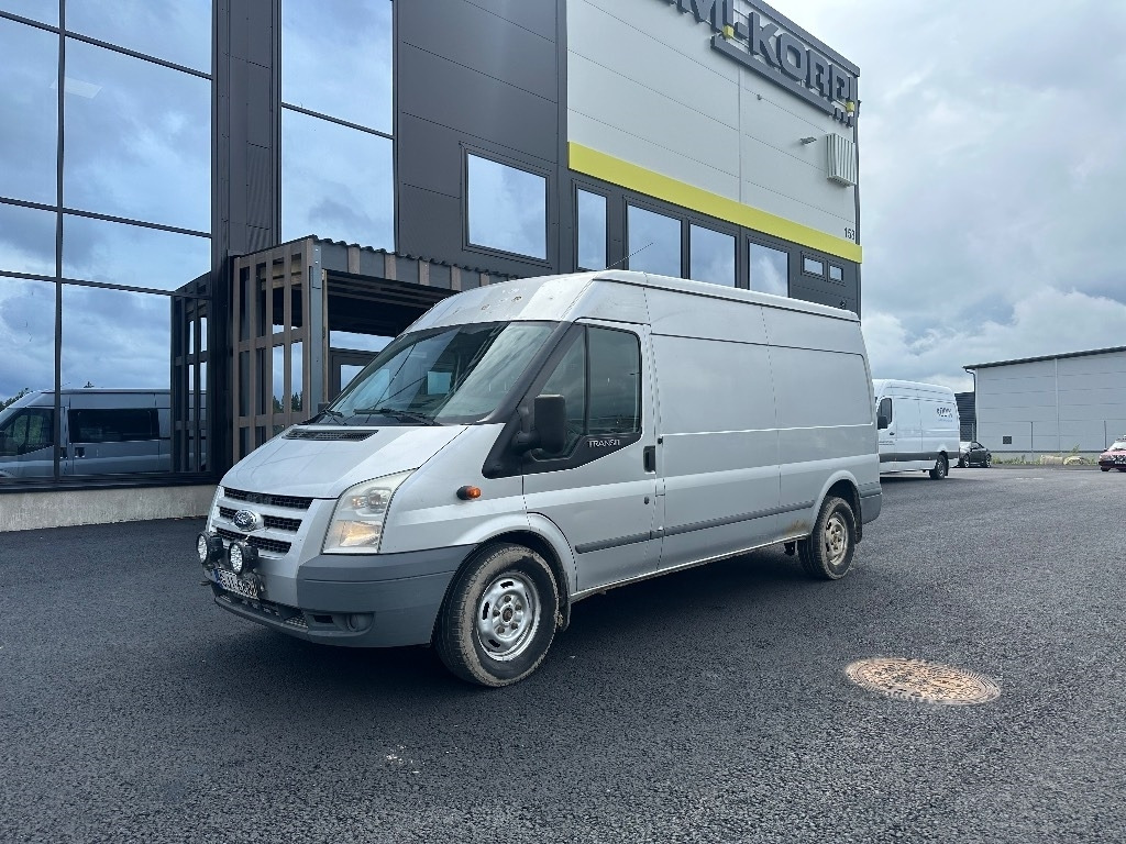 Ford Transit T350 4X4 huoltohyllyt - Fourgon utilitaire: photos 1 Ford Transit T350 4X4 huoltohyllyt - Fourgon utilitaire: photos 1