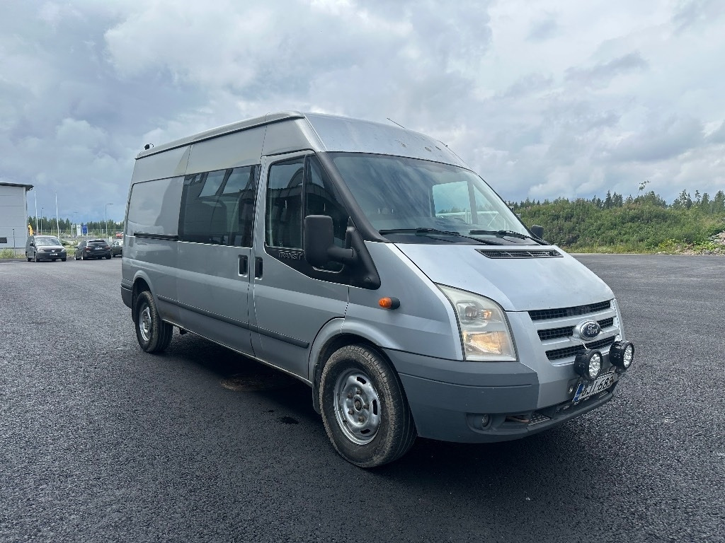 Ford Transit T350 4X4 huoltohyllyt - Fourgon utilitaire: photos 2 Ford Transit T350 4X4 huoltohyllyt - Fourgon utilitaire: photos 2
