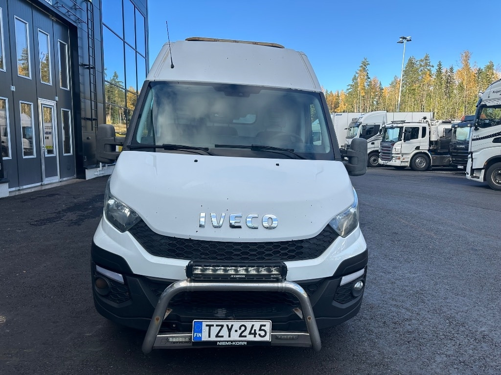 Iveco Daily 35S15  - Fourgon utilitaire: photos 2 Iveco Daily 35S15  - Fourgon utilitaire: photos 2