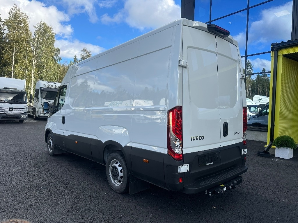 Iveco Daily 35S16A8 12m3 k-auto - Fourgon utilitaire: photos 5 Iveco Daily 35S16A8 12m3 k-auto - Fourgon utilitaire: photos 5