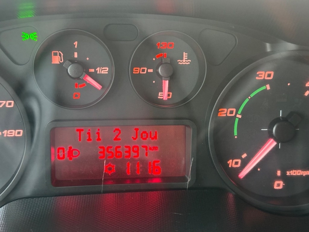 Fourgon utilitaire Iveco Daily 50C17 1+5 hlö: photos 10 Fourgon utilitaire Iveco Daily 50C17 1+5 hlö: photos 10