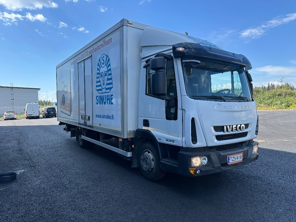 Iveco Eurocargo 80E19 - Camion fourgon: photos 2 Iveco Eurocargo 80E19 - Camion fourgon: photos 2