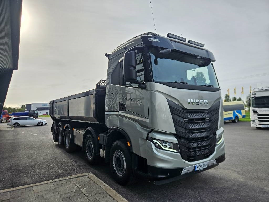 Iveco X-WAY 570 10x4 sora-auto - Camion benne: photos 2 Iveco X-WAY 570 10x4 sora-auto - Camion benne: photos 2