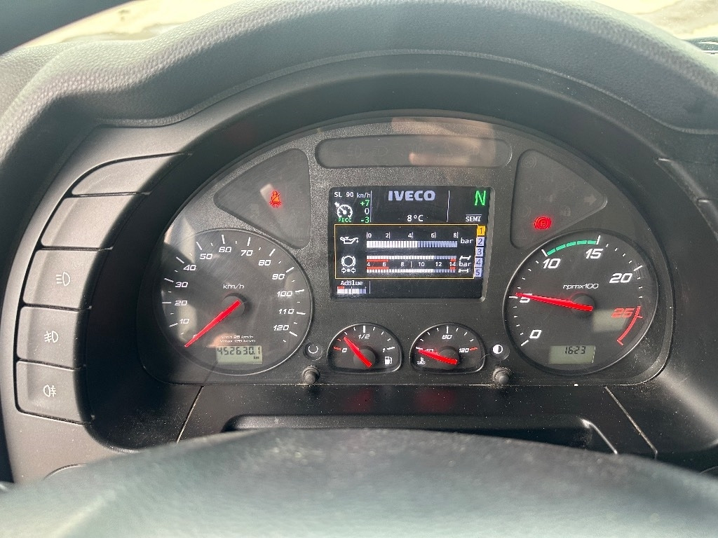 Crédit-bail Iveco X-WAY AS340x57 8x4  Iveco X-WAY AS340x57 8x4: photos 17