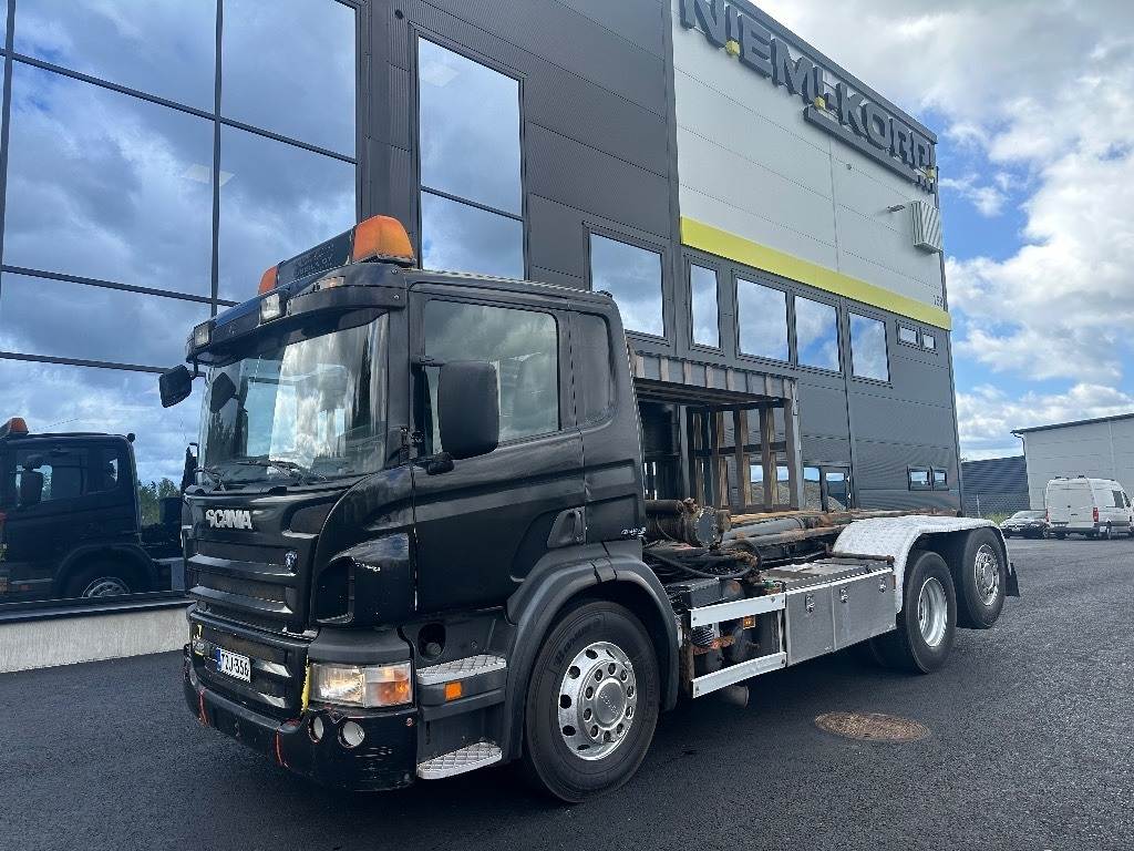 Scania P420 6x2*4 - Camion ampliroll: photos 1 Scania P420 6x2*4 - Camion ampliroll: photos 1