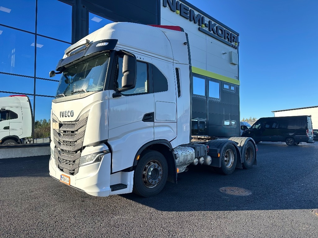 Iveco S-Way AS440X57 TZ/P 6x4 HCT - Tracteur routier: photos 1 Iveco S-Way AS440X57 TZ/P 6x4 HCT - Tracteur routier: photos 1