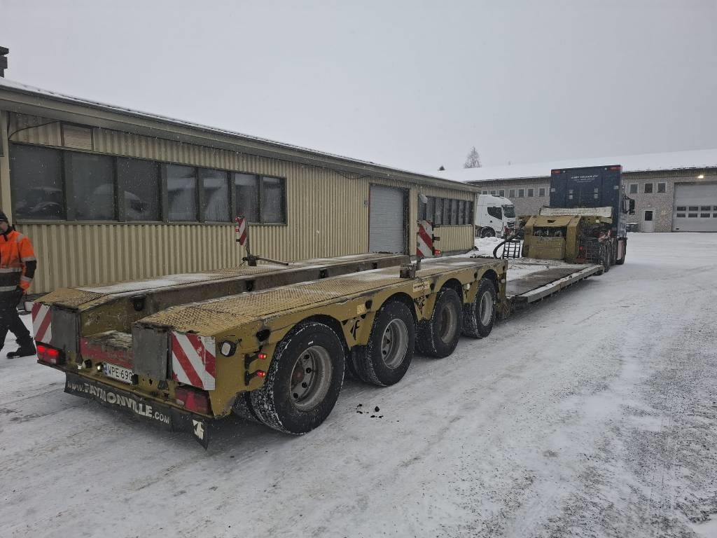 Volvo FH16 700 8x4 XXL GLOBE + Faymonville 4aks kehto - Tracteur routier: photos 4 Volvo FH16 700 8x4 XXL GLOBE + Faymonville 4aks kehto - Tracteur routier: photos 4