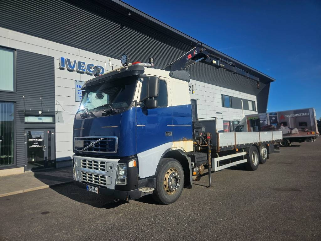 Volvo FH12 6x2 Hiab 166 kympitys 2029 asti - Camion grue: photos 1 Volvo FH12 6x2 Hiab 166 kympitys 2029 asti - Camion grue: photos 1