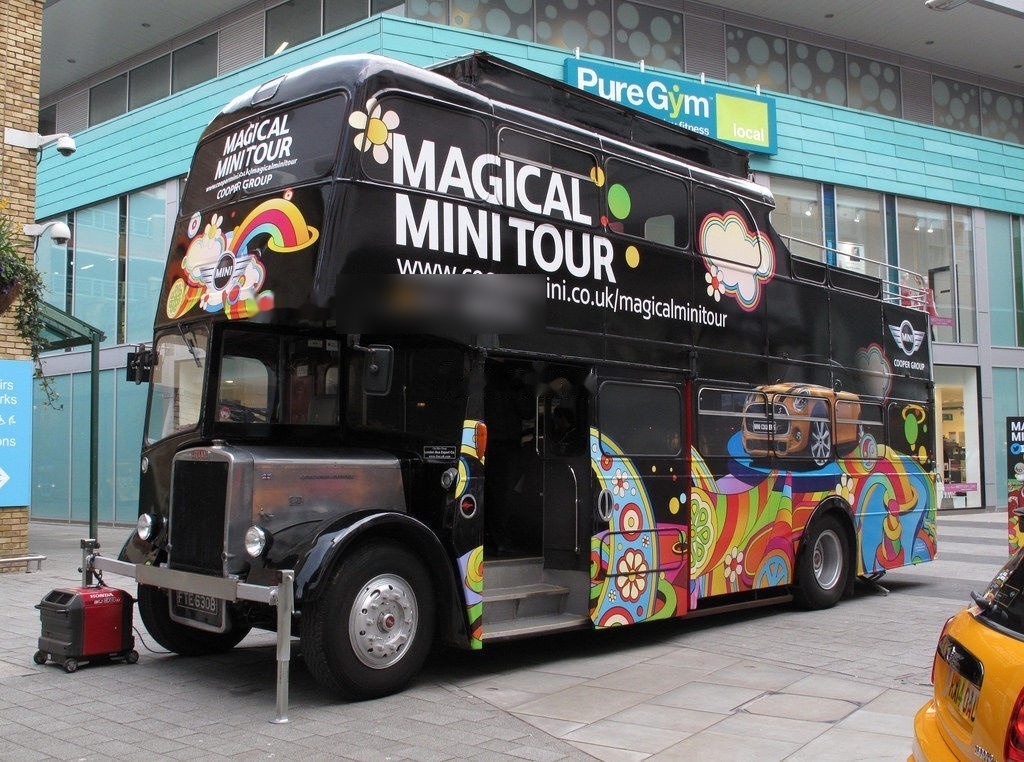 Bus à impériale Leyland PD3 British Triple-Decker Bus Promotional Exhibition: photos 6