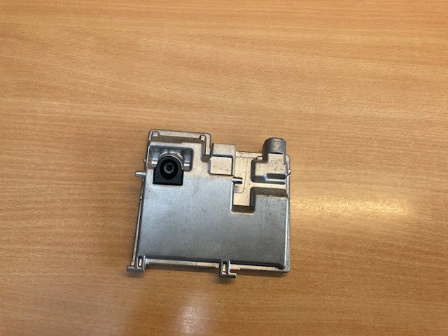 Mercedes A0004461805 – Mercedes multi function camera - Système électrique pour Camion: photos 1 Mercedes A0004461805 – Mercedes multi function camera - Système électrique pour Camion: photos 1