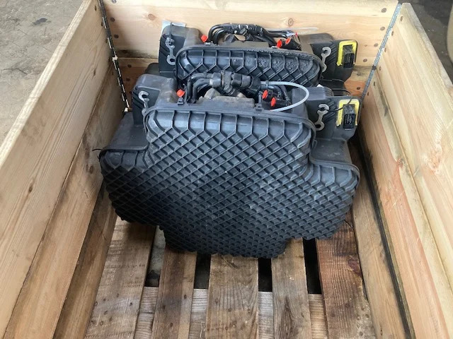 Scania Fuel Optimisation unit – Scania 3110686 - Pompe à carburant pour Camion: photos 1 Scania Fuel Optimisation unit – Scania 3110686 - Pompe à carburant pour Camion: photos 1