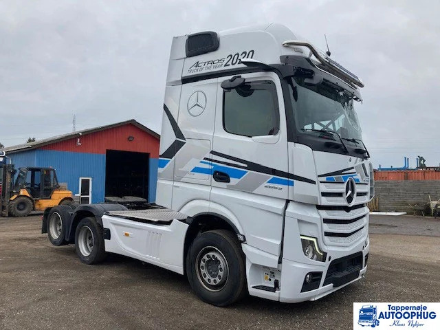 Mercedes Actros 2653 Retarder + Hydraulic - Tracteur routier: photos 1 Mercedes Actros 2653 Retarder + Hydraulic - Tracteur routier: photos 1