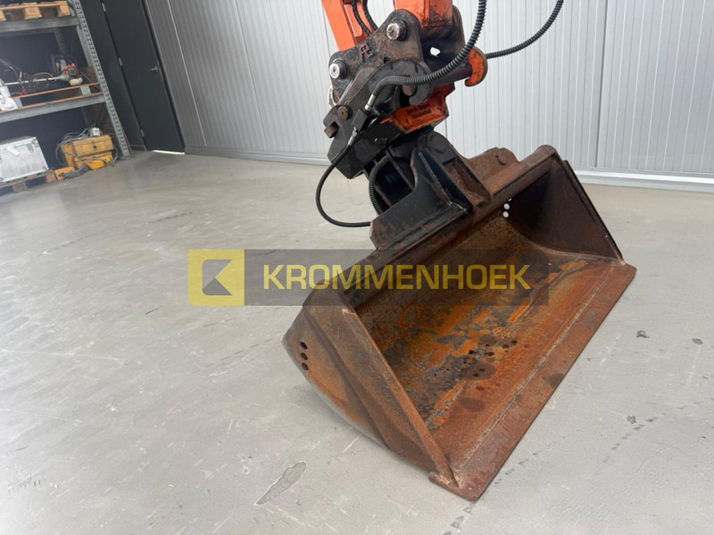 Mini pelle Doosan DX 85R-3: photos 9