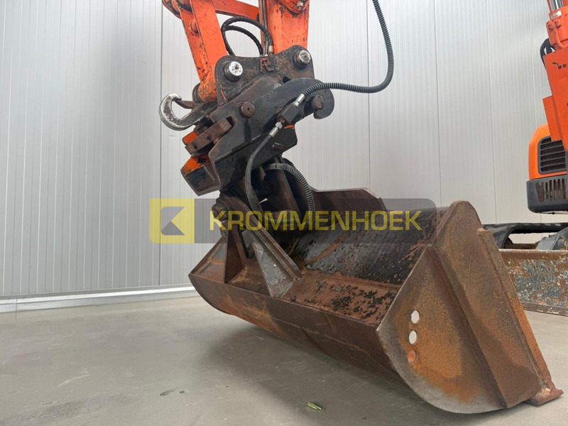 Mini pelle Doosan DX 85R-3: photos 10