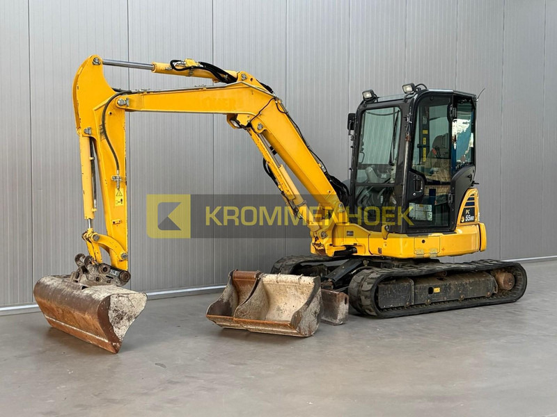 Komatsu PC 55 MR-5 - Mini pelle: photos 2 Komatsu PC 55 MR-5 - Mini pelle: photos 2