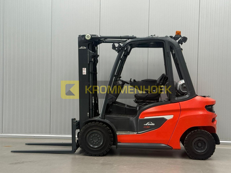 Linde H 30 T - Chariot élévateur à gaz: photos 1 Linde H 30 T - Chariot élévateur à gaz: photos 1