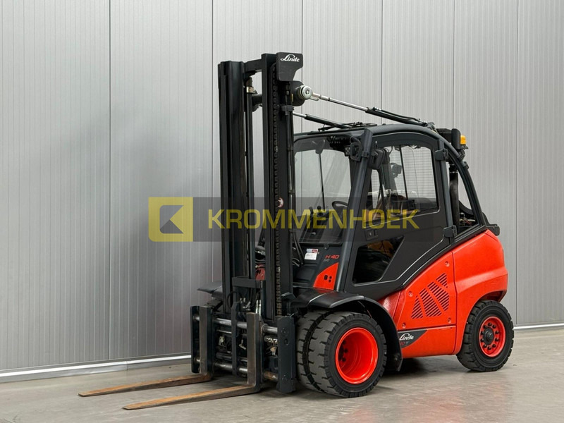 Linde H 40 T-02 - Chariot élévateur à gaz: photos 2 Linde H 40 T-02 - Chariot élévateur à gaz: photos 2