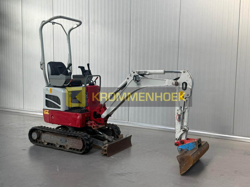 Mini pelle Takeuchi TB 210 R: photos 6