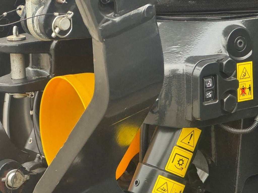 Case IH 150CVX, AFS, frontlinkage + PTO, GPS, 2023!! - Tracteur agricole: photos 5 Case IH 150CVX, AFS, frontlinkage + PTO, GPS, 2023!! - Tracteur agricole: photos 5