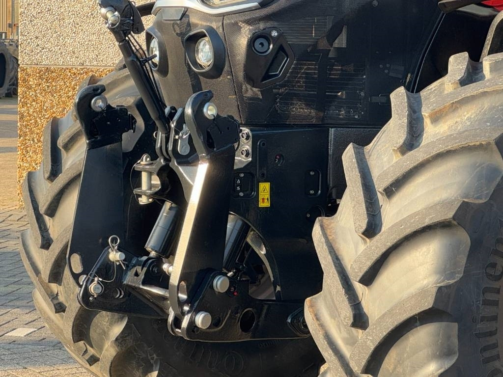 Case IH 200CVX, AFS, 2023, frontlinkage, GPS! - Tracteur agricole: photos 3 Case IH 200CVX, AFS, 2023, frontlinkage, GPS! - Tracteur agricole: photos 3