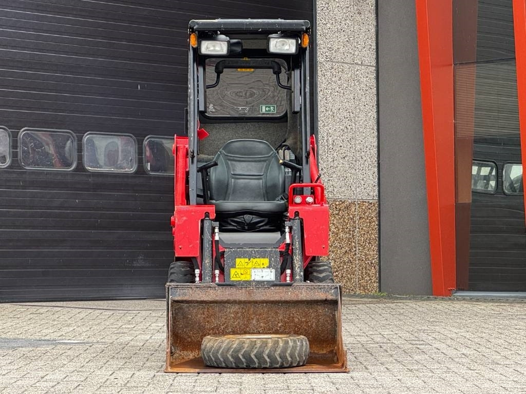 Manitou 850R, 2021, 365 hours! - Mini pelle: photos 5 Manitou 850R, 2021, 365 hours! - Mini pelle: photos 5