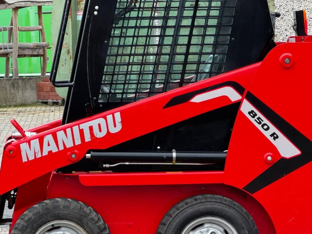 Manitou 850R, 2021, 365 hours! - Mini pelle: photos 2 Manitou 850R, 2021, 365 hours! - Mini pelle: photos 2