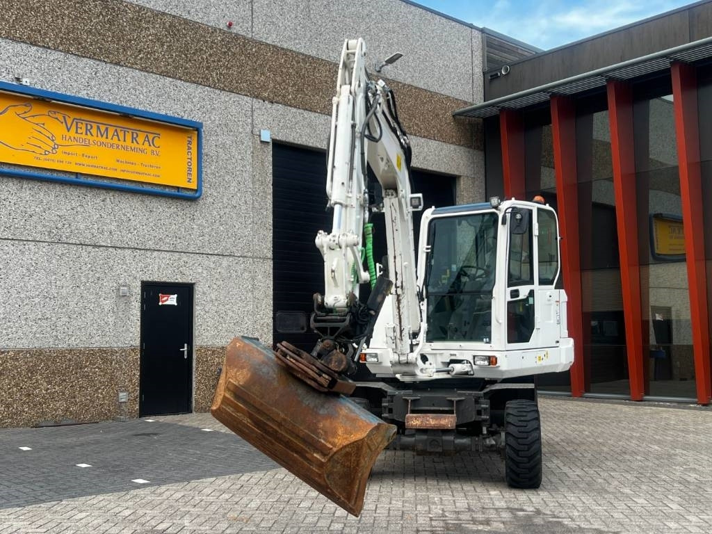 Volvo EW60E, 2021, 1403 hours, Steelwirst! - Pelle sur pneus: photos 4 Volvo EW60E, 2021, 1403 hours, Steelwirst! - Pelle sur pneus: photos 4