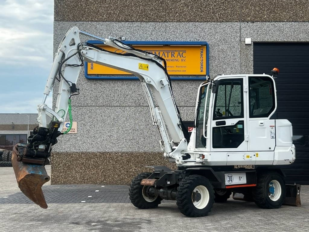 Volvo EW60E, 2021, 1403 hours, Steelwirst! - Pelle sur pneus: photos 1 Volvo EW60E, 2021, 1403 hours, Steelwirst! - Pelle sur pneus: photos 1