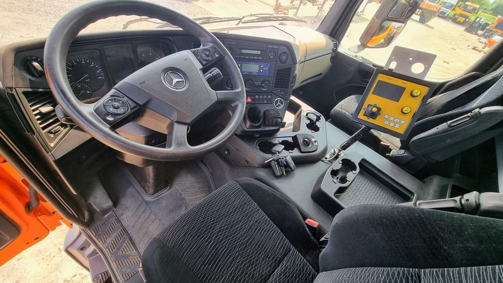 Mercedes-Benz AROCS 3333 6x6 - Camion: photos 5 Mercedes-Benz AROCS 3333 6x6 - Camion: photos 5
