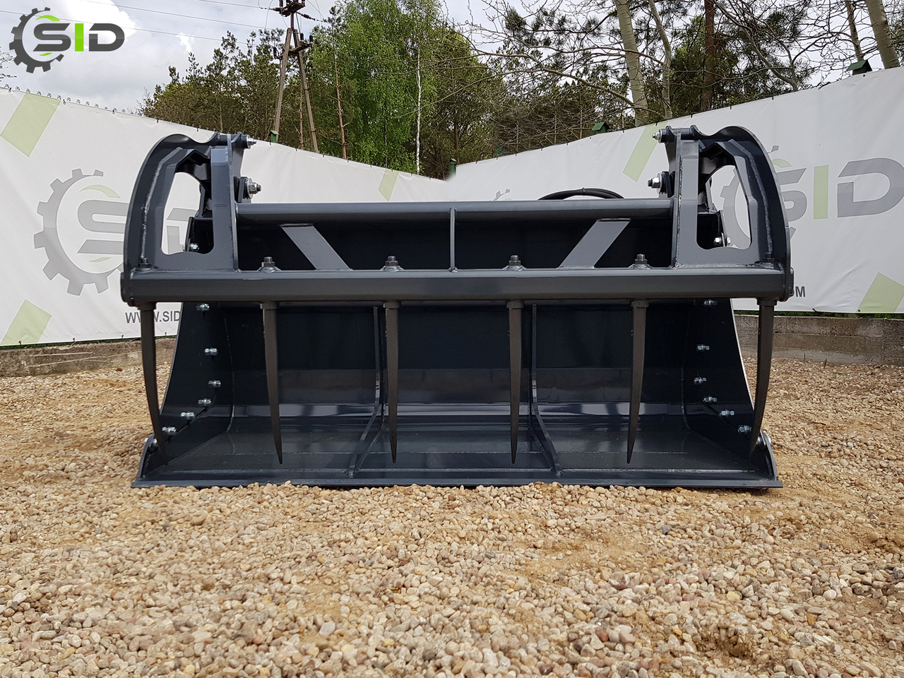 SID KROKODILSCHAUFEL GESCHMIEDETE ZINKEN XXL / Godet Crocodile BMS XXL / Crocodile grab bucket forged tines XXL 1,8 m SID - Matériel d'ensilage: photos 2 SID KROKODILSCHAUFEL GESCHMIEDETE ZINKEN XXL / Godet Crocodile BMS XXL / Crocodile grab bucket forged tines XXL 1,8 m SID - Matériel d'ensilage: photos 2