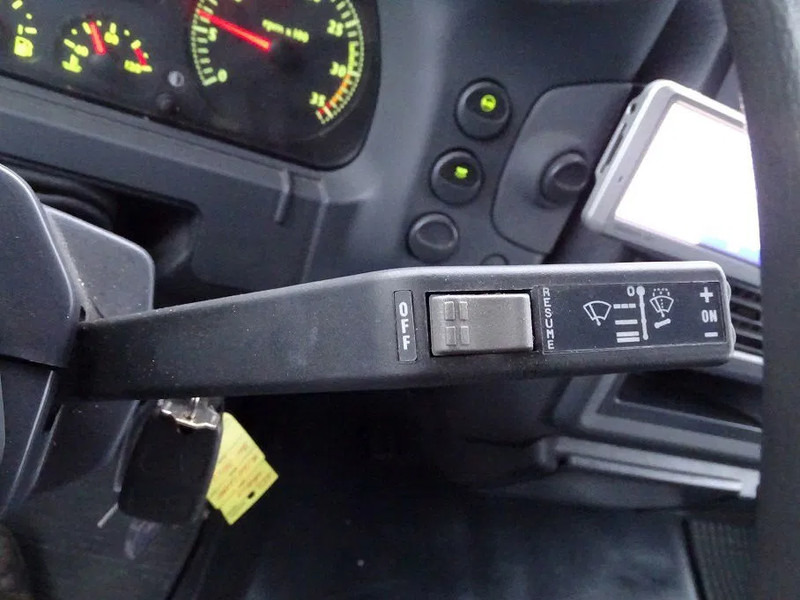 Remorqueuse Iveco Eurocargo 12.250 AUT LEER CAM CAMPERUNIT TKM 31000: photos 8 Remorqueuse Iveco Eurocargo 12.250 AUT LEER CAM CAMPERUNIT TKM 31000: photos 8