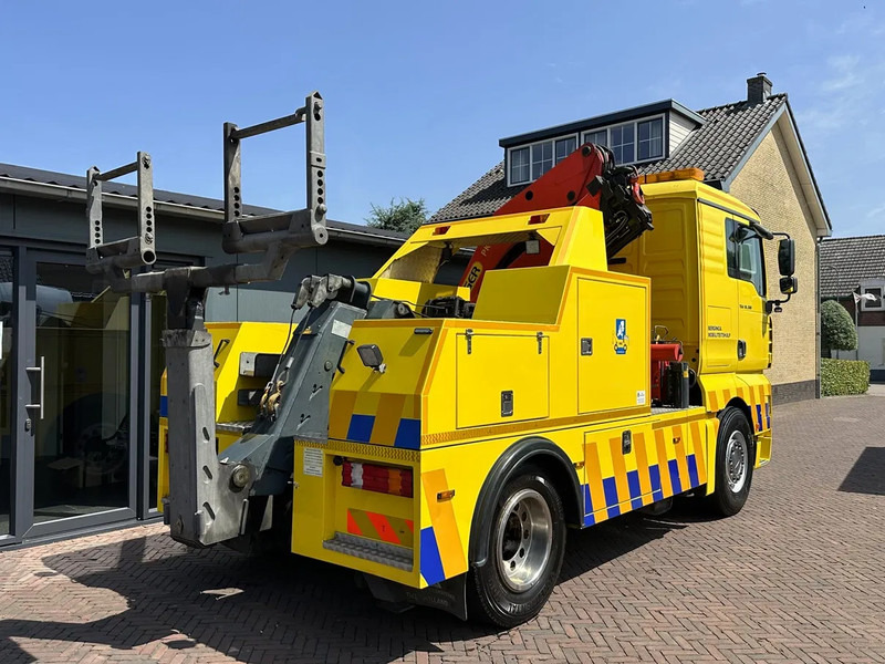 MAN TGA 18.360 Takelwagen Palfinger Kraan Falkom Brill - Remorqueuse: photos 2 MAN TGA 18.360 Takelwagen Palfinger Kraan Falkom Brill - Remorqueuse: photos 2