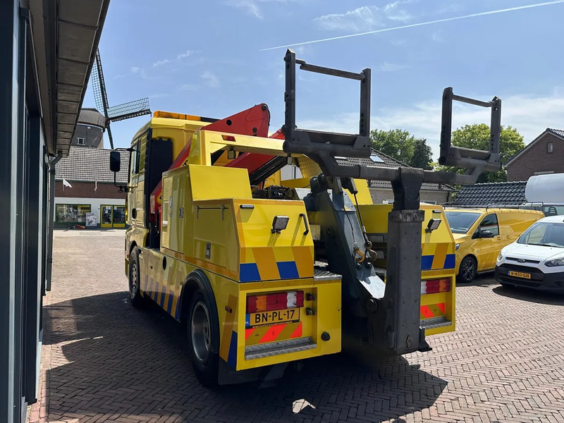 MAN TGA 18.360 Takelwagen Palfinger Kraan Falkom Brill - Remorqueuse: photos 4 MAN TGA 18.360 Takelwagen Palfinger Kraan Falkom Brill - Remorqueuse: photos 4