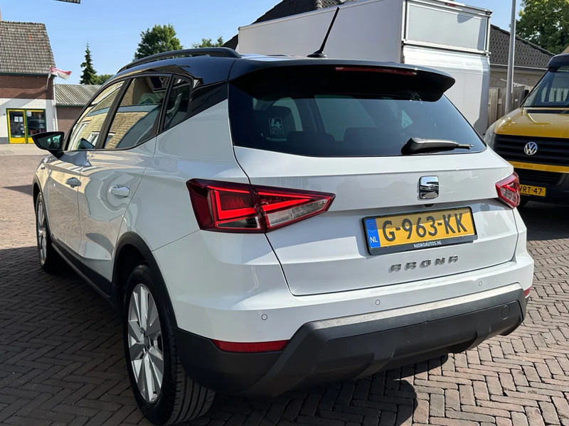 SEAT Arona 1.0 TSI Style Business Intense Carplay Dealeronderhouden Cruise Clima Navi Camera - Voiture à hayon: photos 2 SEAT Arona 1.0 TSI Style Business Intense Carplay Dealeronderhouden Cruise Clima Navi Camera - Voiture à hayon: photos 2