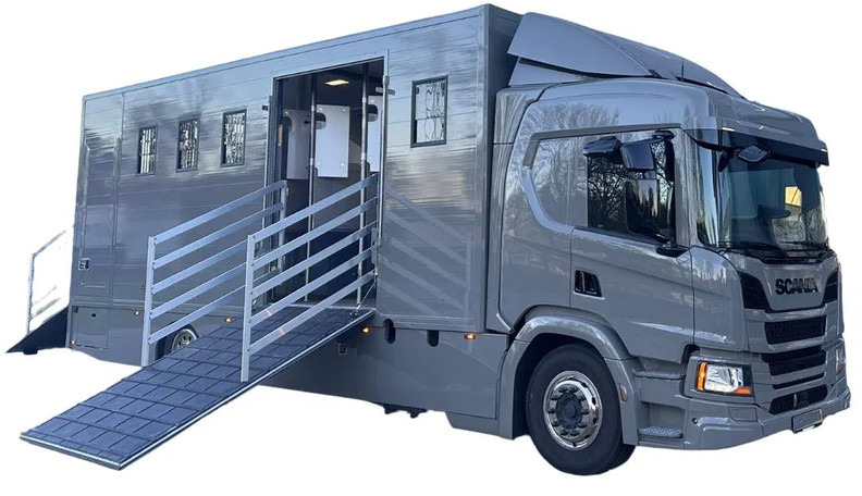 Scania P250 Horse Truck - Camion chevaux: photos 1 Scania P250 Horse Truck - Camion chevaux: photos 1