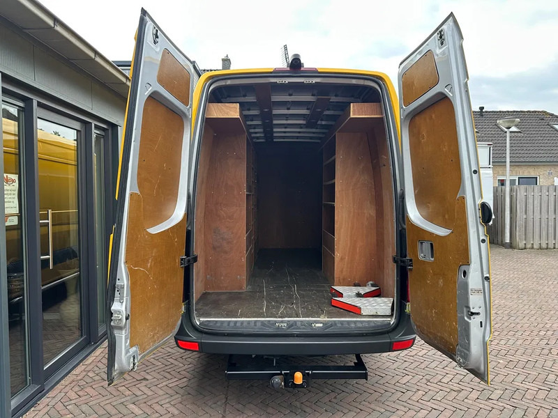Volkswagen Crafter 50 MAXI 163PK AIRCO CAMERA 3 ZITS 91TKM - Fourgon utilitaire: photos 4 Volkswagen Crafter 50 MAXI 163PK AIRCO CAMERA 3 ZITS 91TKM - Fourgon utilitaire: photos 4