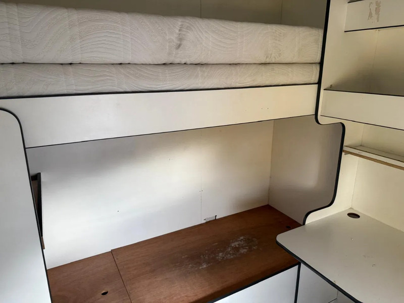 Volvo FL 12.240 Airco 2x bed Douche Heater - Camion fourgon: photos 5 Volvo FL 12.240 Airco 2x bed Douche Heater - Camion fourgon: photos 5