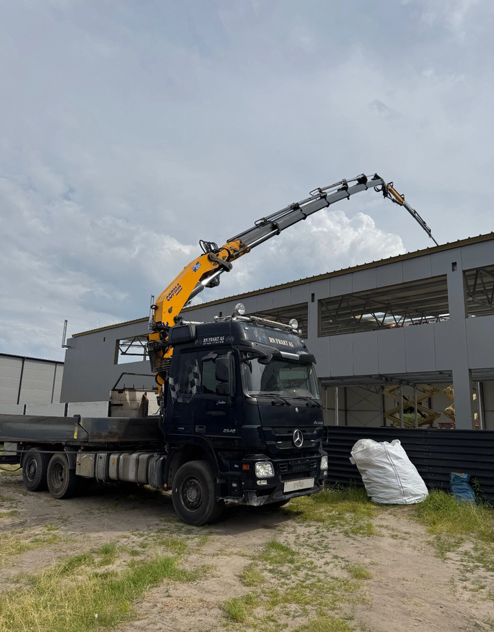 MERCEDES-BENZ ACTROS 2648 HDS 44TON /M 28 METRÓW R/C - Camion grue: photos 1 MERCEDES-BENZ ACTROS 2648 HDS 44TON /M 28 METRÓW R/C - Camion grue: photos 1