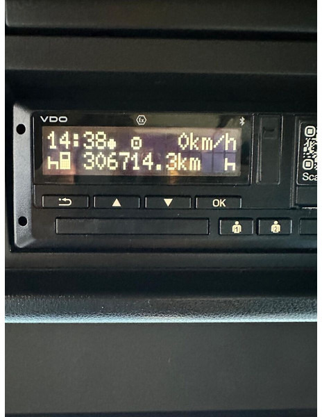 Camion à rideaux coulissants MAN TGS 26.510 6X2-4LL + SCHMITZ 120m3: photos 6