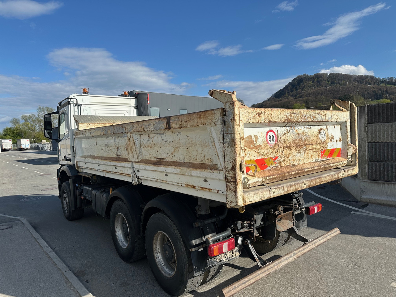 MERCEDES-BENZ Arocs 26.40 bordmatic Meiller - Camion benne: photos 4 MERCEDES-BENZ Arocs 26.40 bordmatic Meiller - Camion benne: photos 4